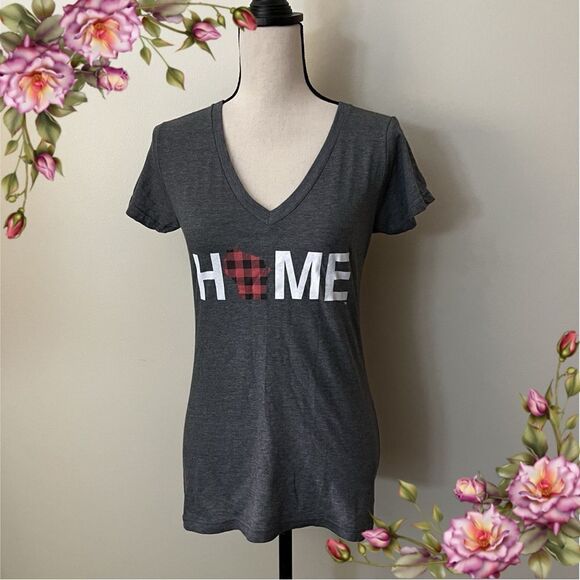 WISCONSIN LADIES V-NECK TEE | HOME | PLAID - Picture 1 of 12